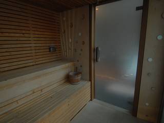 Sauna Hotel Maricel, Artspa Gunitec sas Artspa Gunitec sas Powierzchnie handlowe Lite drewno Wielokolorowy