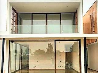 CASA LOS NOGALES, CHICUREO, Martin Rojas Arquitectos Asoc. Martin Rojas Arquitectos Asoc. Срубы