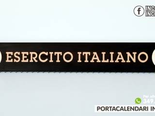 PORTA CALENDARI ESERCITO ITALIANO IN LEGNO, INCORNICIARE INCORNICIARE Case classiche Legno massello Variopinto