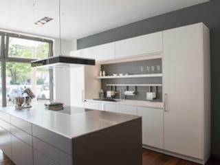 Warendorf - Die Küche Musterküche 3 - Edelstahlarbeitsplatte, Panitz Küchen und Hausgeräte GmbH Panitz Küchen und Hausgeräte GmbH Kitchen units