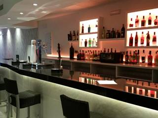 Bar de copas Goa, COLOR DELUXE COLOR DELUXE مساحات تجارية