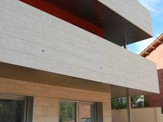 Vivienda en Sant Just Desvern, ARQUIDESVERN ARQUIDESVERN Minimalist Evler Taş