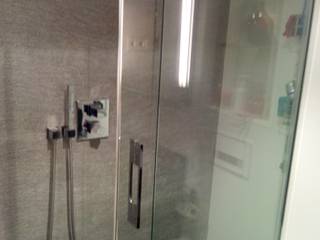 REFORMA INTEGRAL DE VIVIENDA EN MADRID, O. R. Group O. R. Group Modern bathroom