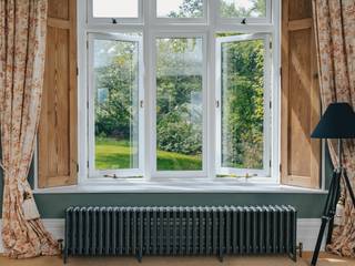 Traditional wooden casement frame window and door replacements, Nathan McCarter Joinery Nathan McCarter Joinery Wohnzimmer im Landhausstil