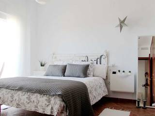 Home Staging apartamento vacacional Ayamonte, Home Stager Design Home Stager Design Kamar Tidur Modern Tekstil Amber/Gold