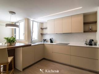 Projeto KI , Kitchen In Kitchen In モダンな キッチン