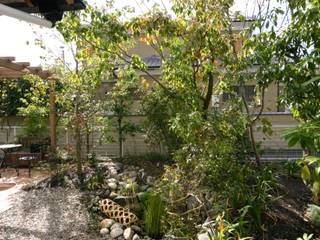 ビオトープのある庭, 庭 遊庵 庭 遊庵 Eclectic style garden