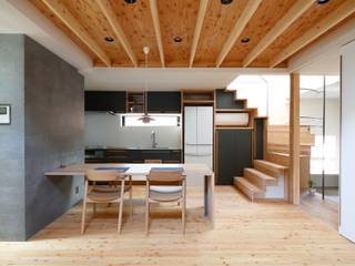 公園の傍の家, ユウ建築設計室 ユウ建築設計室 Kitchen units