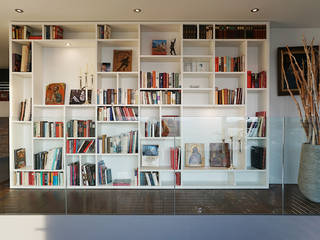 Bücherwand, Arthur Girardi AG Arthur Girardi AG Moderne Wohnzimmer Holzspanplatte