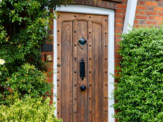 Grange Park House, VORBILD Architecture Ltd. VORBILD Architecture Ltd. Country style doors