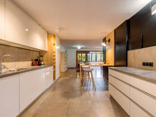 Reforma integral y diseño de mobiliario, Casa en Tafira, SMLXL-design SMLXL-design Modern kitchen