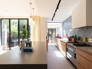 Woning Wassenaarseweg, Martijne Interieur Martijne Interieur Modern kitchen