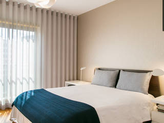 Apartamento t3 no centro de lisboa, Traço Magenta - Design de Interiores Traço Magenta - Design de Interiores Cuartos