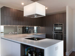 Open plan apartment kitchen, Kreativ Kitchens Kreativ Kitchens Built-in kitchens