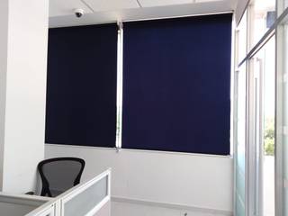 Persianas Enrollables en Oficinas en Villahermosa, Tabasco, Persianas Jaramillo B CDMX Persianas Jaramillo B CDMX Commercial spaces Textile Amber/Gold