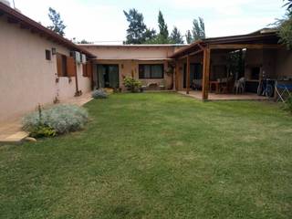 HOSTAL DEL SOL, ECOS INGENIERIA ECOS INGENIERIA Single family home