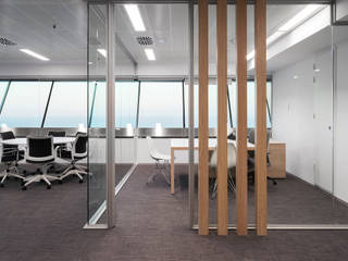 Oficinas en la Torre Mapfre, ecoarquitectura ecoarquitectura Commercial spaces