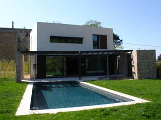 Vivienda Unifamiliar en el Ampurdan, MOSERMURARQUITECTURA S.L.P. MOSERMURARQUITECTURA S.L.P. Garden Pool