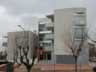 Vivienda Plurifamiliar en Parets, MOSERMURARQUITECTURA S.L.P. MOSERMURARQUITECTURA S.L.P. Casas multifamiliares