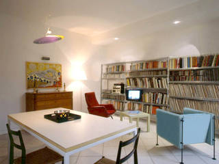 Appartamento a Milano, Studio di Architettura, Interni e Design Feng Shui Studio di Architettura, Interni e Design Feng Shui Living room