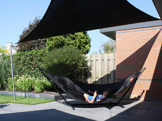 Schaduwdoek op terras, ZONZ sunsails ZONZ sunsails Modern balcony, veranda & terrace Plastic Black Accessories & decoration