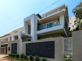 Bungalow For Mr. Kiran Swami at Kolhapur, A B Design Studio A B Design Studio Bungalows