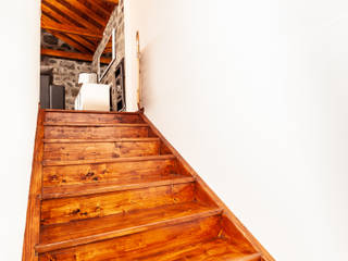 Casa em São Roque, Xavier Ávila arquitetos Xavier Ávila arquitetos Escaleras Madera Acabado en madera