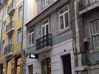 Projecto Edifício no Chiado em Lisboa _ Reabilitação com Ampliação, Ana Maria Timóteo _ arquitecta Ana Maria Timóteo _ arquitecta Nhà cho nhiều gia đình