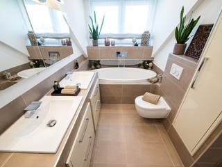 Sanierung Badezimmer, Diamond House Diamond House Modern Bathroom Tiles Brown