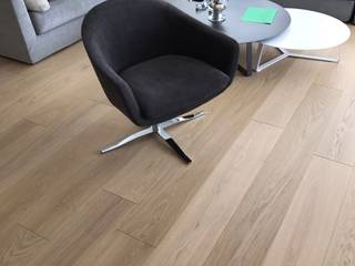 Rovere prefinito 220x16mm effetto grezzo, Strada Legnami Srl Strada Legnami Srl Floors