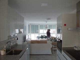 Reforma integral de vivienda en San Javier , LeuKos Arquitectura LeuKos Arquitectura Cocinas equipadas