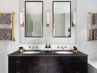 London Family Home, Shanade McAllister-Fisher Interior Design Shanade McAllister-Fisher Interior Design Modern bathroom Stone