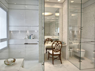 Residencia alto padrão , Bianka Mugnatto Design de Interiores Bianka Mugnatto Design de Interiores Casas de banho clássicas Mármore Branco