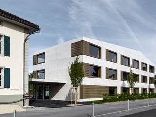 KES Schule Kestenholz, ern+ heinzl Architekten ern+ heinzl Architekten พื้นที่เชิงพาณิชย์ คอนกรีต