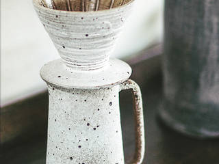 Rusty Glaze Coffee Filter and Jug, MUG & SNUG LTD MUG & SNUG LTD Кухня Керамічні