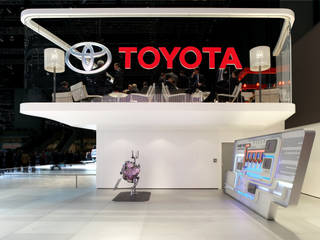Messeauftritt Toyota auf der IAA, stengele+cie. stengele+cie. Salle multimédia moderne