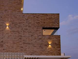 Residence at Sarjapur Road, Bangalore, Ideation Design Ideation Design Villas Bricks White