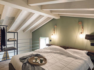 B&B Lago di Garda, emmeti interior srl emmeti interior srl Eclectic style bedroom