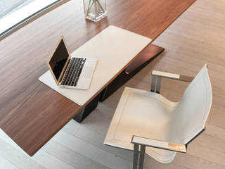 Kolb Kollektion, Zalaba Design Zalaba Design Modern study/office Leather White Accessories & decoration
