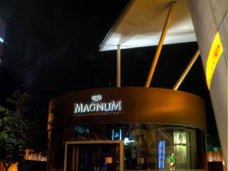 Magnum Boutique, TR arquitectos TR arquitectos Commercial spaces
