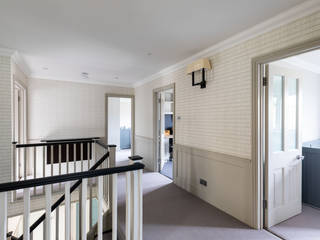 Home renovation in North London, Marriott Construction Marriott Construction Modern corridor, hallway & stairs