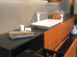 Teak Ahşap Banyo Tasarımı&Uygulaması, Leyla Köken Mimarlık Leyla Köken Mimarlık Baños de estilo moderno Madera Acabado en madera