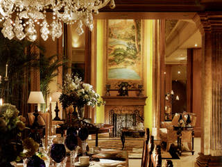 The Beverly Hills Légende Royale , Hong Kong, John Chan Design Ltd John Chan Design Ltd クラシックデザインの リビング