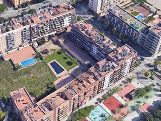 Complejo residencial Ágora, David Rius Serra David Rius Serra 二世帯住宅