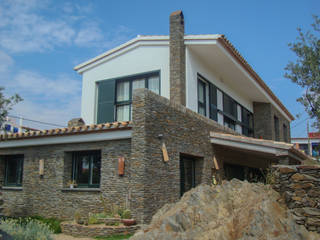 Vivienda unifamiliar en Cadaqués, David Rius Serra David Rius Serra 一戸建て住宅