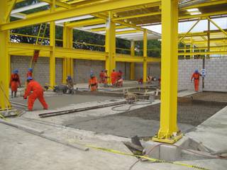 Pisos en Naves Industriales, CIC CONSTRUCCIONES INDUSTRIALES CIC CONSTRUCCIONES INDUSTRIALES Pisos