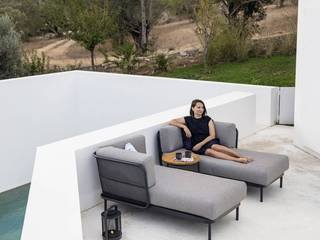 minimalist  by Livarea, Minimalist   