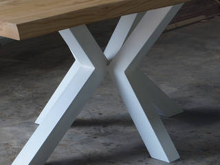 Tavolo in legno massello di castagno modello Stella, Falegnameria900 Falegnameria900 Dapur Gaya Industrial Parket Multicolored