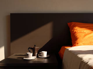 Simply Re-Modern, Gaia Brunello | in-photo Gaia Brunello | in-photo BedroomBedside tables