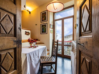 Fuga d'amore, Gaia Brunello | in-photo Gaia Brunello | in-photo Small kitchens